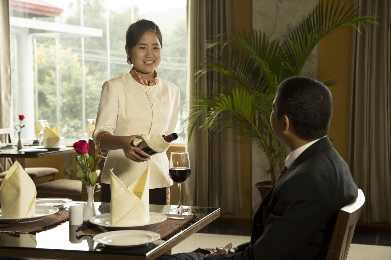 Royal Taunggyi Hotel Zewnętrze zdjęcie
