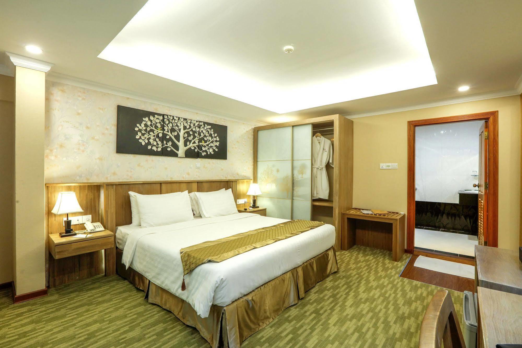 Royal Taunggyi Hotel Zewnętrze zdjęcie
