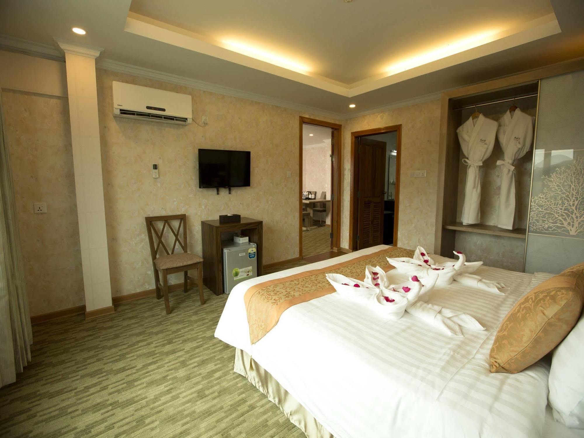 Royal Taunggyi Hotel Zewnętrze zdjęcie