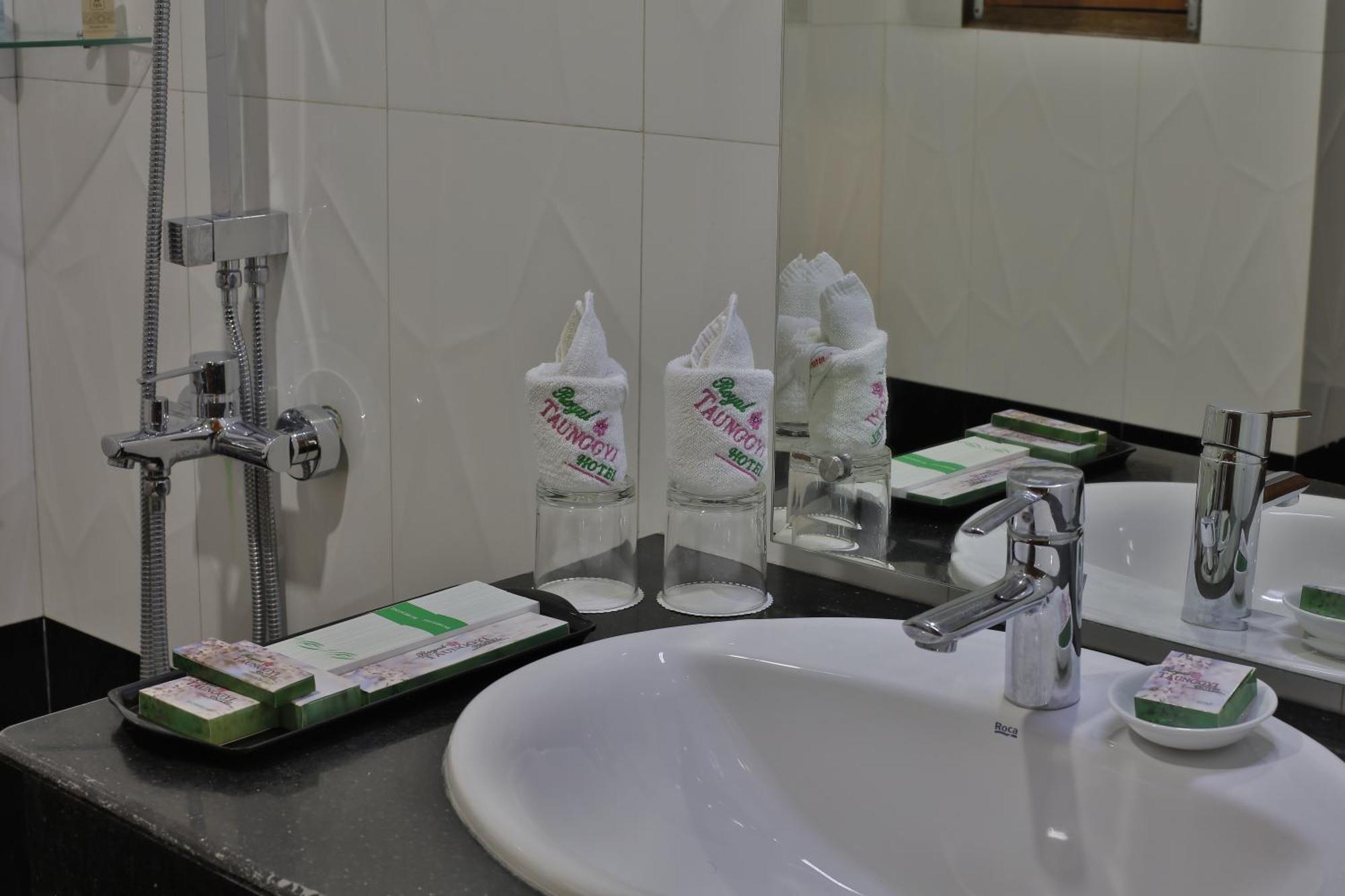 Royal Taunggyi Hotel Zewnętrze zdjęcie